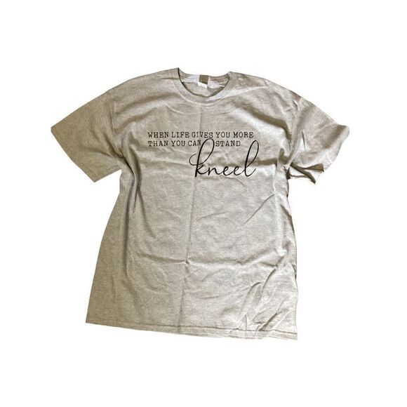 New “ Kneel “ Top XL - Picture 1 of 5